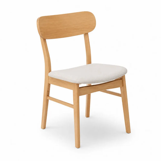 Chaise en bois de hêtre et tissu blanc